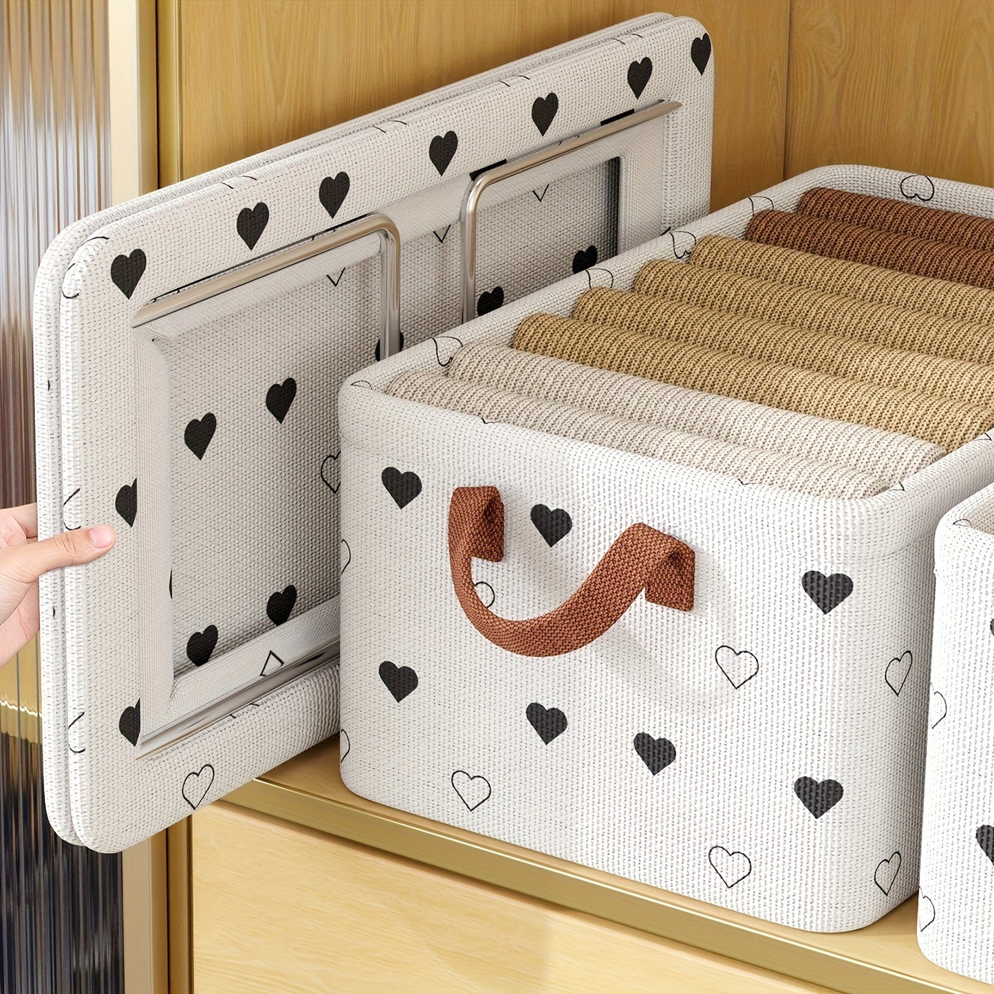 Storage Box with Handle, Made of Oxford Fabric, Featuring a Love Pattern, Functional and Easy to Use, Ideal for Organizing Clothes, Books, Snacks, and Other Items.