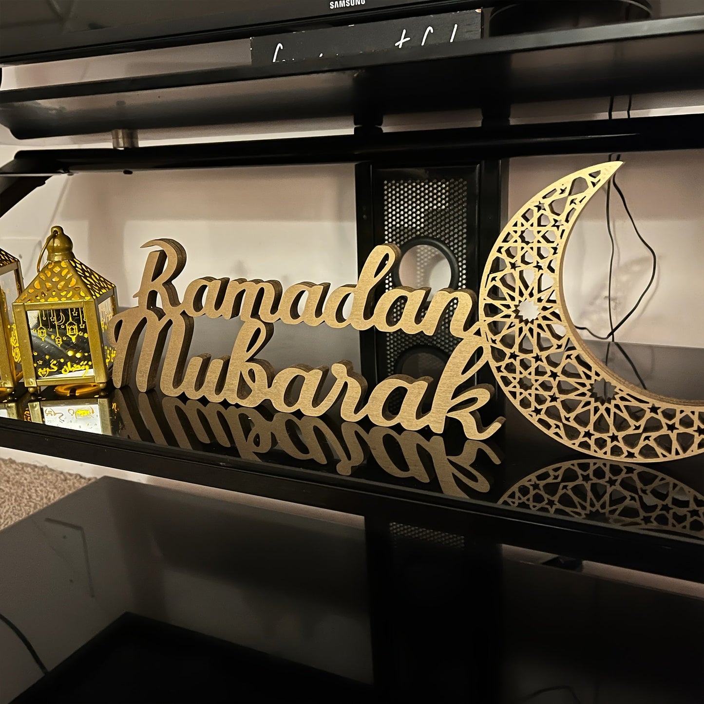 Chic Wooden Table Stand for Ramadan Mubarak - Bohemian Golden Crescent Moon & Stars Design, Ideal for Eid Al-Fitr Decor & Gifts, No Batteries Required