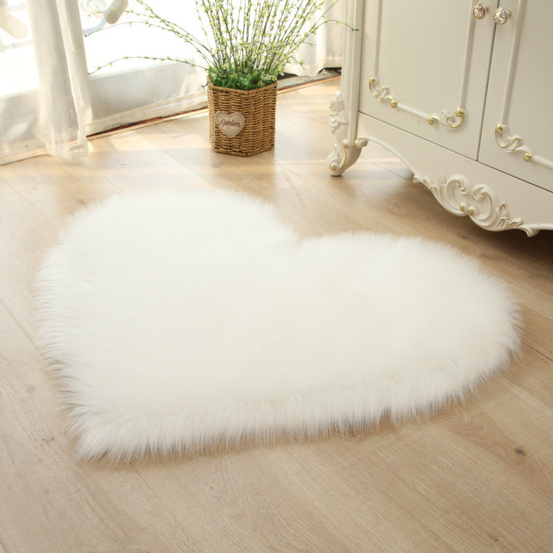 Heart Shaped Faux Fur Rug, Soft Plush Area Rug for Living Room Bedroom Sofa, Fluffy Shaggy Carpet Mat - 50*60cm/19.68*23.62in