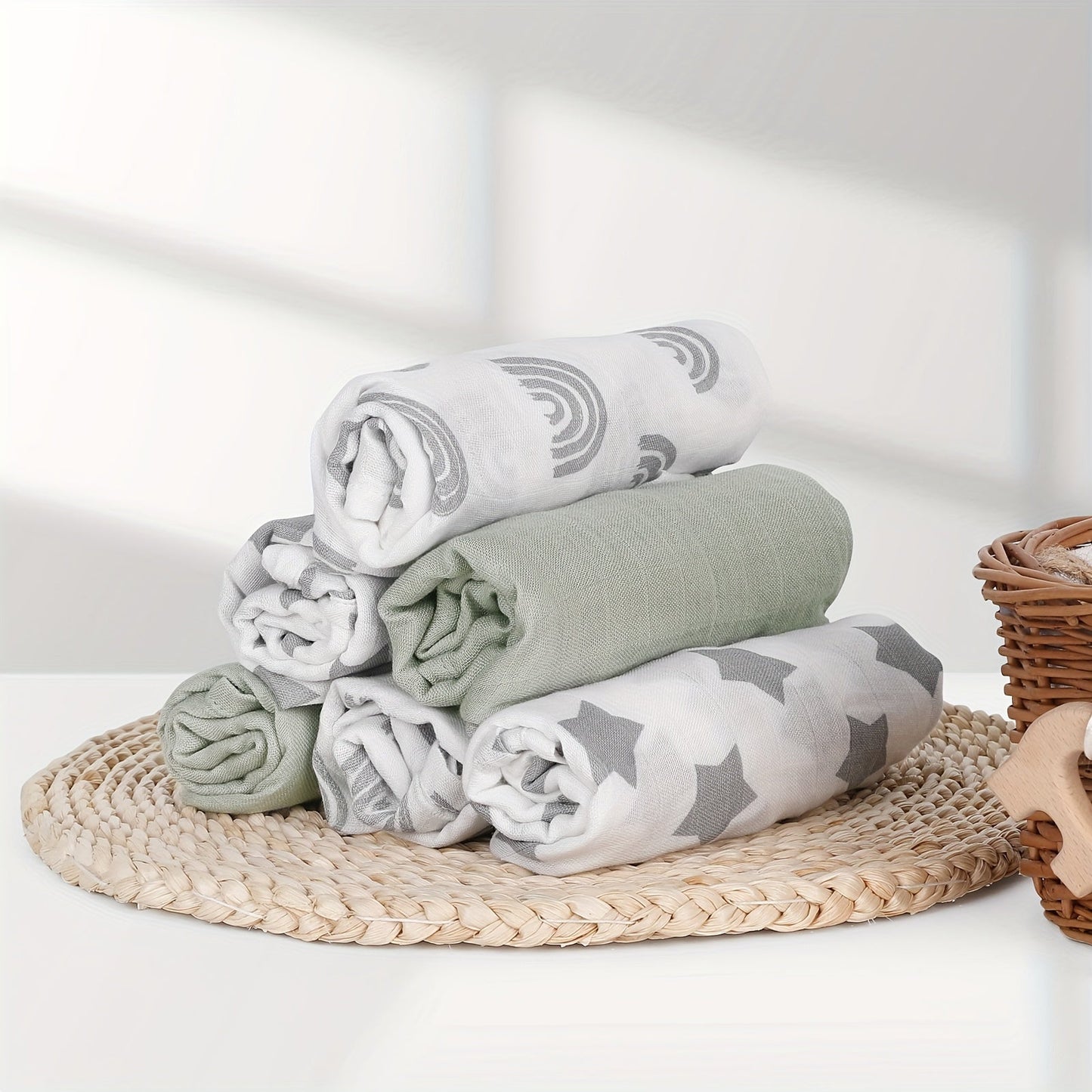 Six pieces of receiving blankets made from cotton muslin, designed to be breathable, soft, and thin for maximum comfort. These absorbent covers are perfect for keeping your baby cozy and dry.