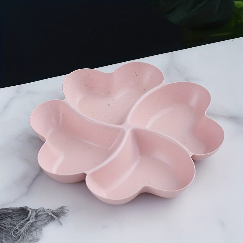 1pc unbreakable chip & dip serving platter with 4-compartment heart-shaped dish for snacks, nuts, candy, fruit, and salads.