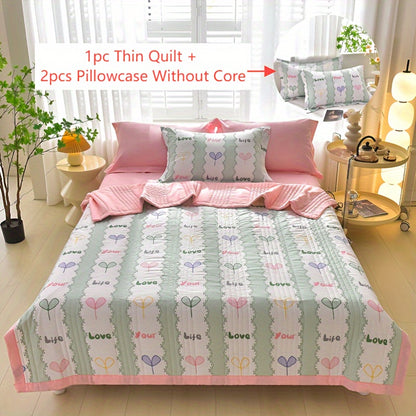 3-piece floral printed quilt set, perfect for all seasons, suitable for single or double beds in hotels, homes, guest rooms, or sofas. Includes 1 thin quilt and 2 pillowcases without core.