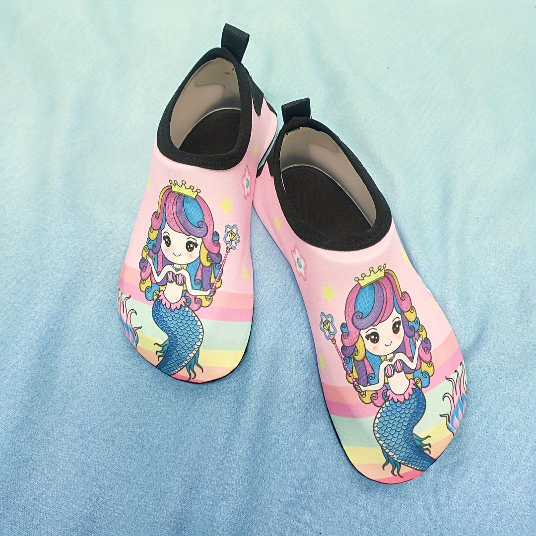 Adorable cartoon barefoot water shoes for girls, lightweight and quick-drying, perfect for the beach.