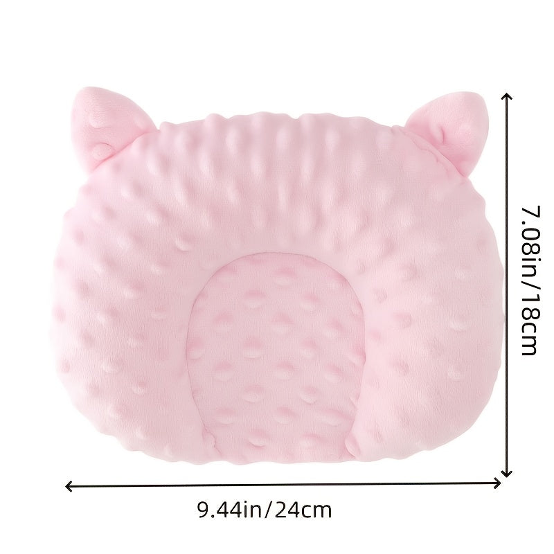 Small dog sleep pad with u-shaped cartoon design. Made of polyester fleece with solid pattern, perfect for toy breeds.