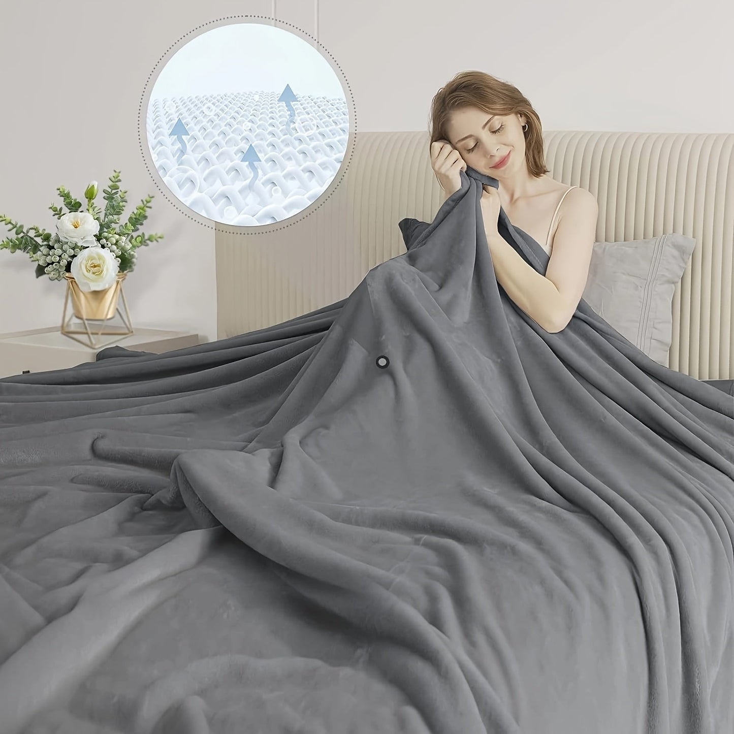 Luxurious Reversible Polyester Fleece Throw Blanket - Ultra Soft, No Shedding, No Pilling, All-Season Cozy Comfort for Bed, Couch, or Sofa - Chic and Elegant Glam Design, Perfect for any Décor.