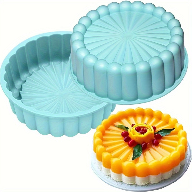 Clearance item: Silicone Charlotte Cake Pan - Reusable Mold Slot Cake Pan. Non-stick Round Silicone Mold for Strawberry Crisp, Cheese Cake, Brownie Tart, and Pie. Dimensions: 19.51*6.1 cm. Perfect addition to your kitchen supplies and accessories for