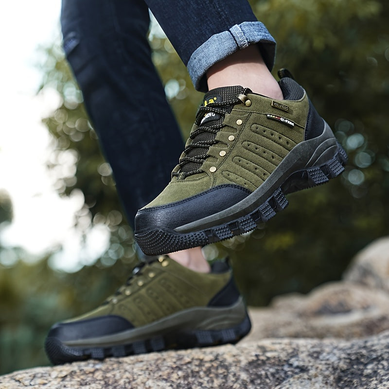 Sturdy men's hiking shoes: comfortable, breathable, lightweight, and skid-resistant for hiking, hunting, and camping.