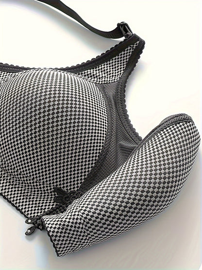 Wireless push-up bra with textured mesh contrasts, comfortable and sexy.