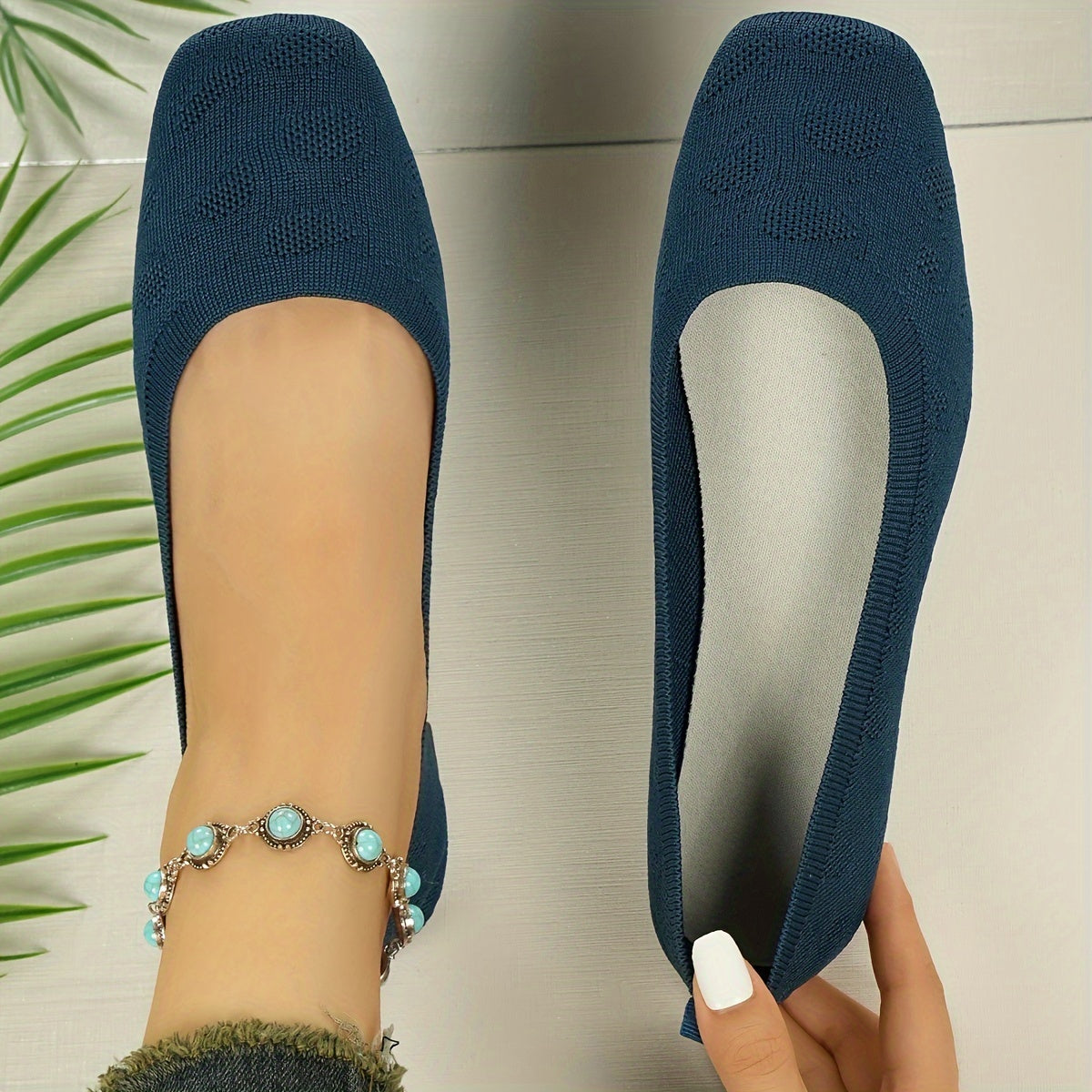 Women's Solid Color Knitted Flats with Lightweight Soft Sole, Ideal for Daily Wear.