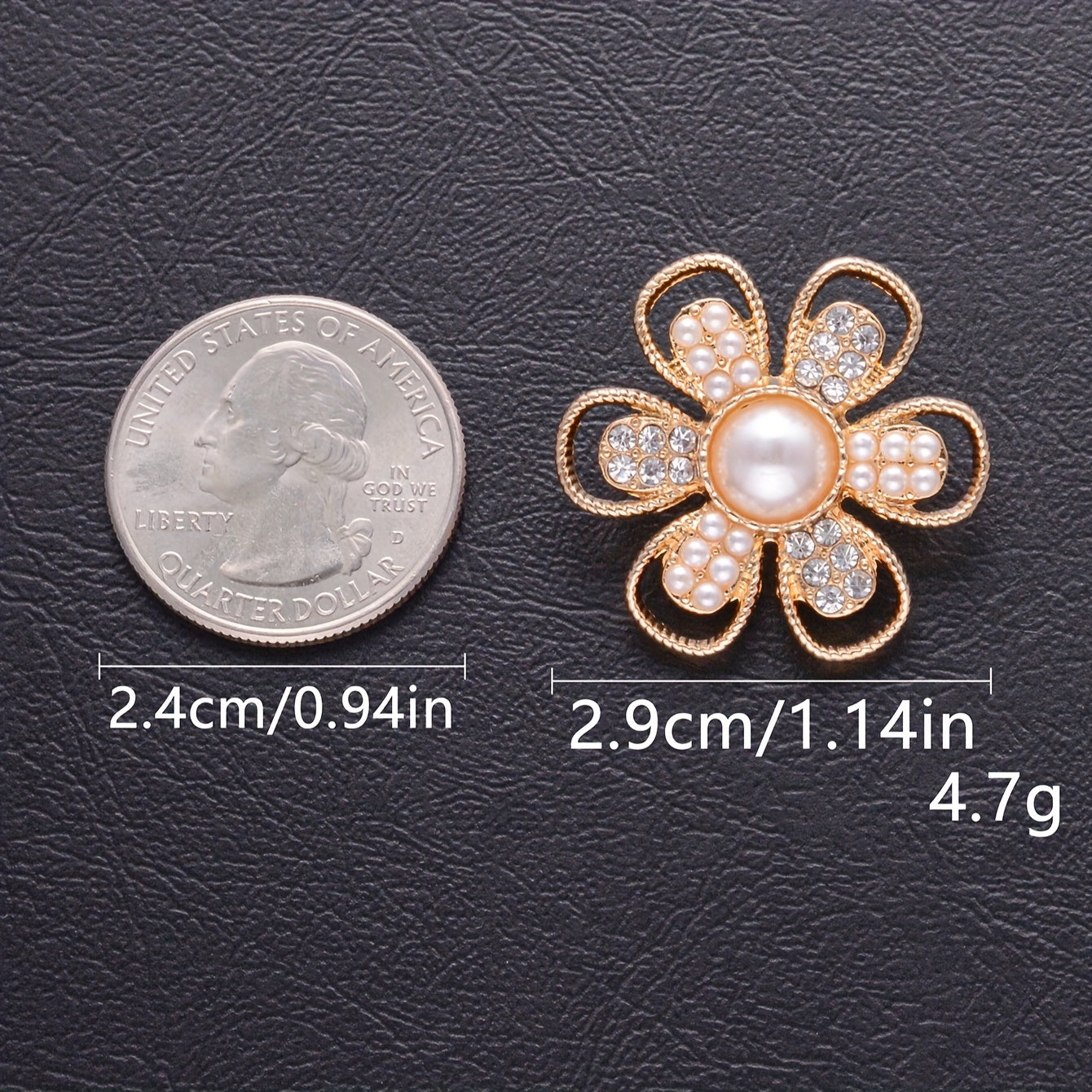 Elegant Set of 5 Flower-Shaped Alloy Buttons with Pearl and Rhinestone Details - Perfect for Sweaters, Coats, Blazers, and DIY Fashion Projects