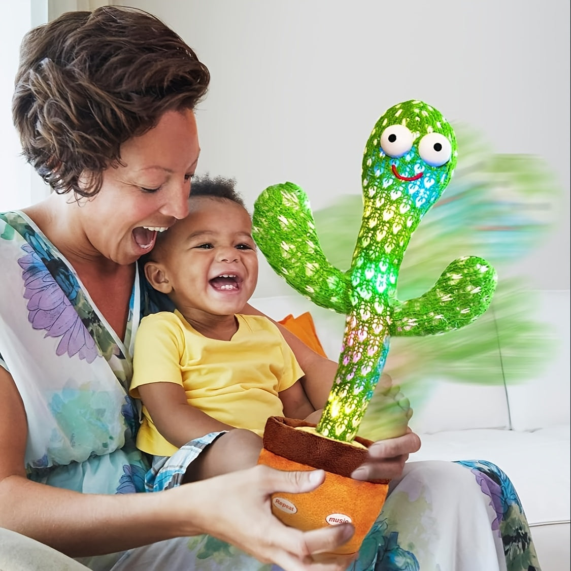 Electric toy "Charming Cactu" wiggles, sings, and glows - perfect birthday gift!