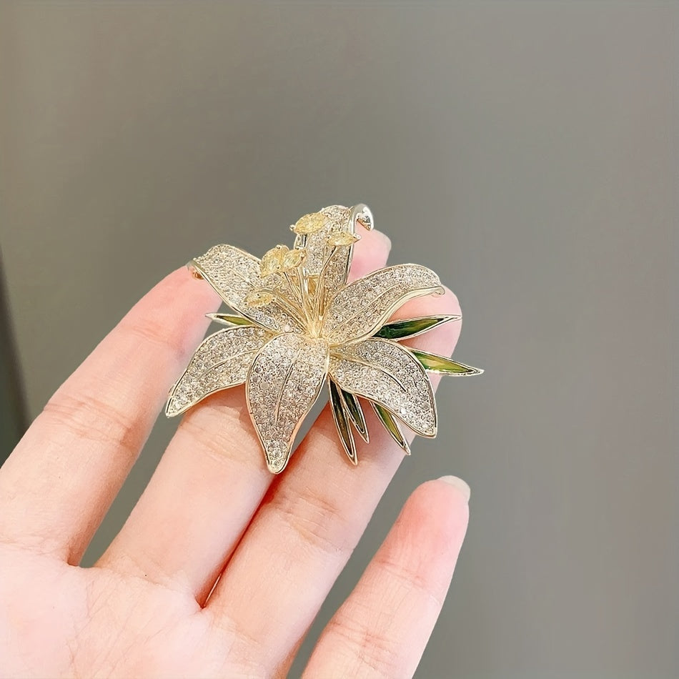 Elegant and Simple Style Luxury Lily Flower Brooch with Full Diamonds, Made of High Quality Alloy Material, Versatile Lapel Pin for Women's Fashion Accessories