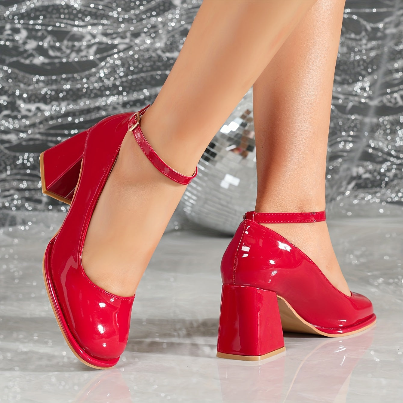 New fashion thick heel high heels with pearlescent paint and zipper buckle for women in 2024.