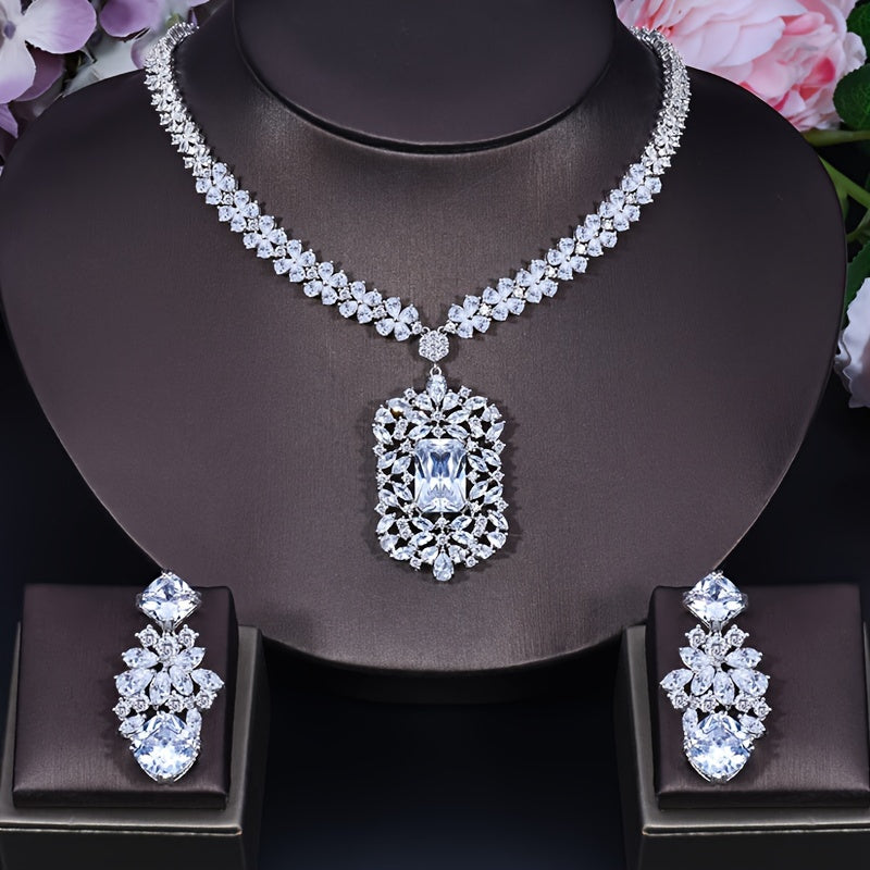 Royal French-Style Jewelry Set with Synthetic Zirconia, 3 Pieces: Copper Pendant Necklace and Dangle Earrings. Perfect for Weddings and Banquets, All-Season Elegant Accessory. Super Noble Red Design with Large Pendant, Ideal for Dinner Dresses.