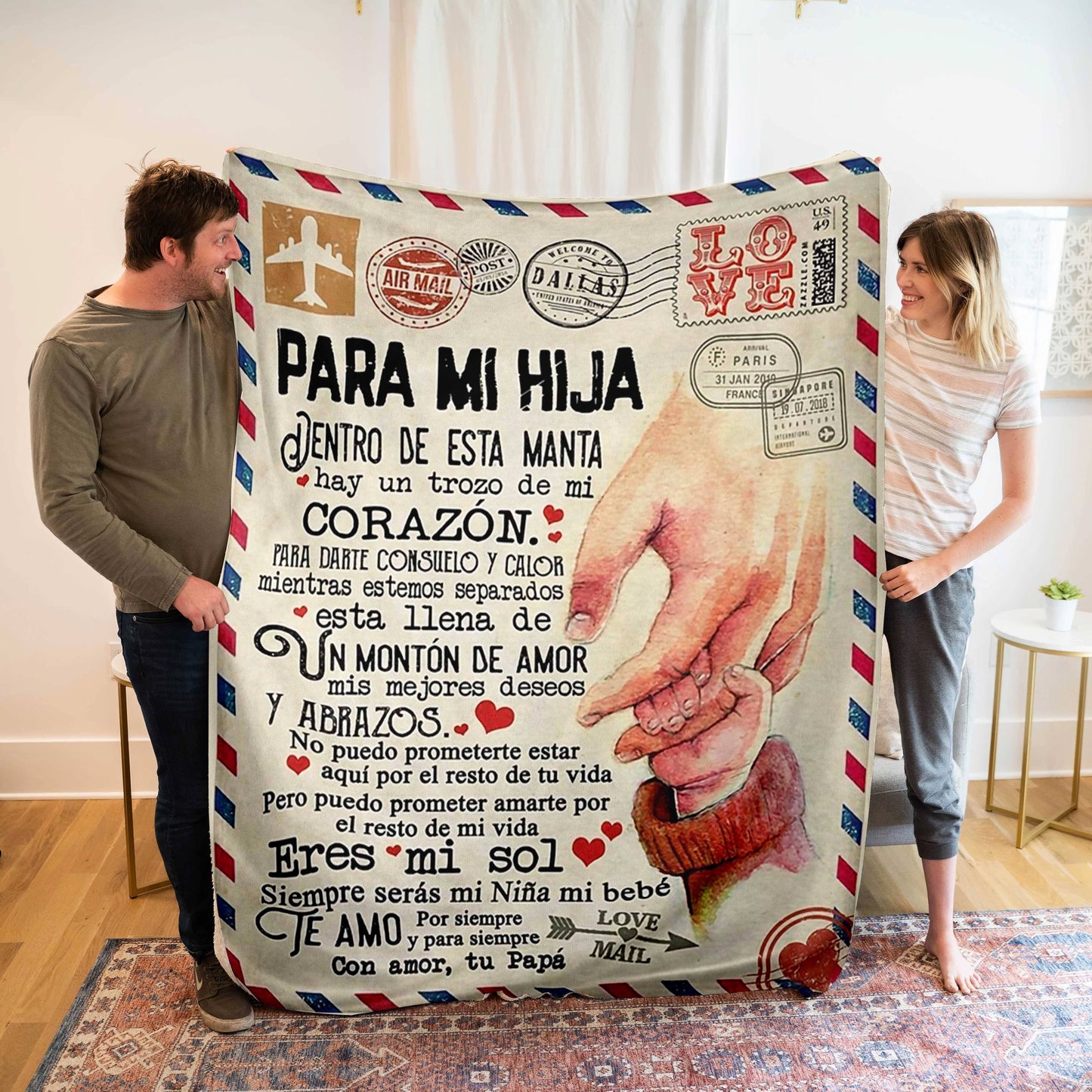 Dad gifts daughter a cozy flannel blanket with a Spanish style, perfect for staying warm and comfortable. This soft throw blanket is ideal for napping on the couch, sofa, or even while camping or traveling. A versatile and thoughtful gift for any season.