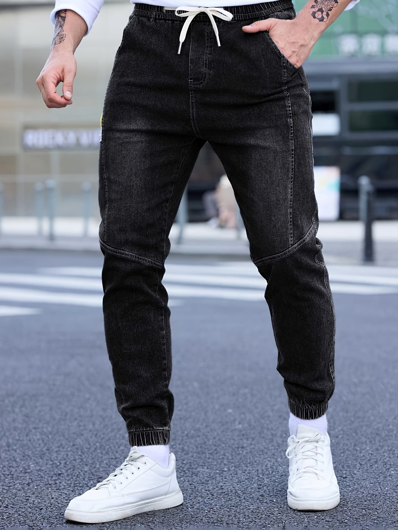 Men's denim cropped pants with pockets, drawstring waist, perfect for fall and winter outdoor activities.