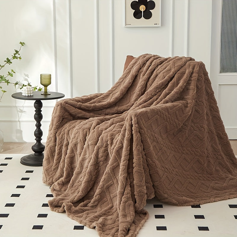 Soft and cozy rhombus jacquard blanket made of skin-friendly taffeta, perfect for use in the office or at home. This versatile blanket can be used as a couch throw, air conditioner blanket, or for a quick nap. Suitable for all seasons and makes a great