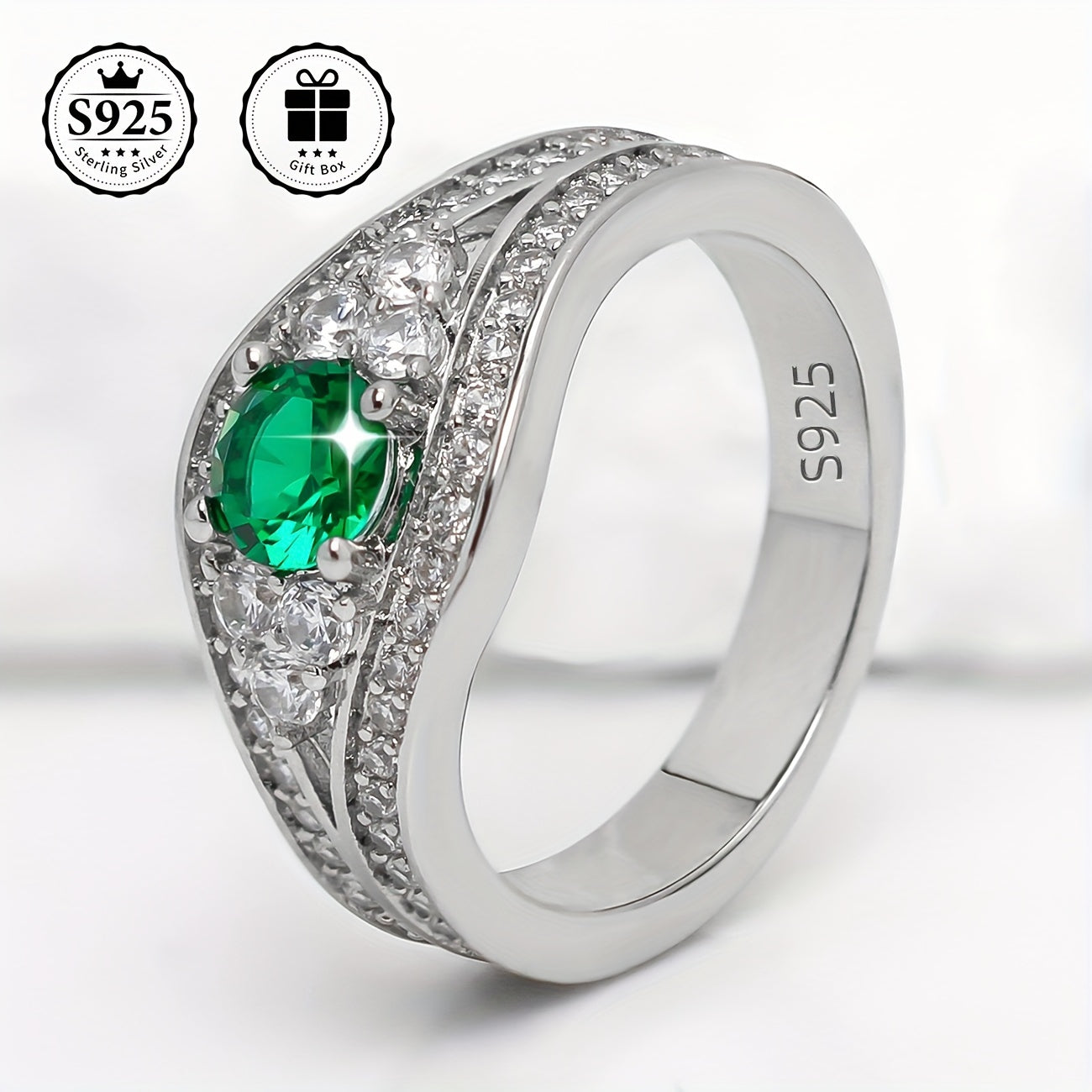 1 Gorgeous 925 Silver Ring with 18k Gold Plating and Green Zirconia, Perfect for Women's Birthday Banquet. Ideal as a Gift for Anniversaries, Graduations, and Special Ceremonies. Comes in a Delicate Gift Box.