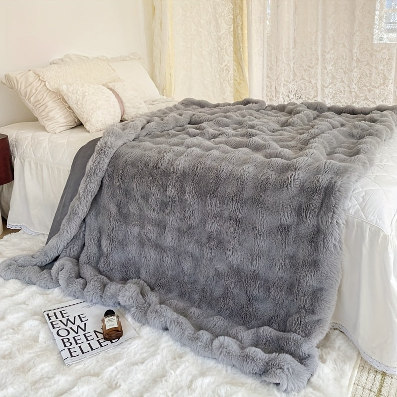 Luxuriously Soft Faux Rabbit Fur Blanket - Available in Solid Colors, Cozy Throw for Couch, Office, Bed, Camping & Travel - Hypoallergenic, Easy to Clean, Rabbit Fleece Blanket, Faux Fur, Plush & Versatile