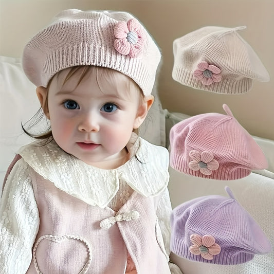 Infant floral beret hat made of 100% cotton. Perfect for all seasons, stretchable and washable.