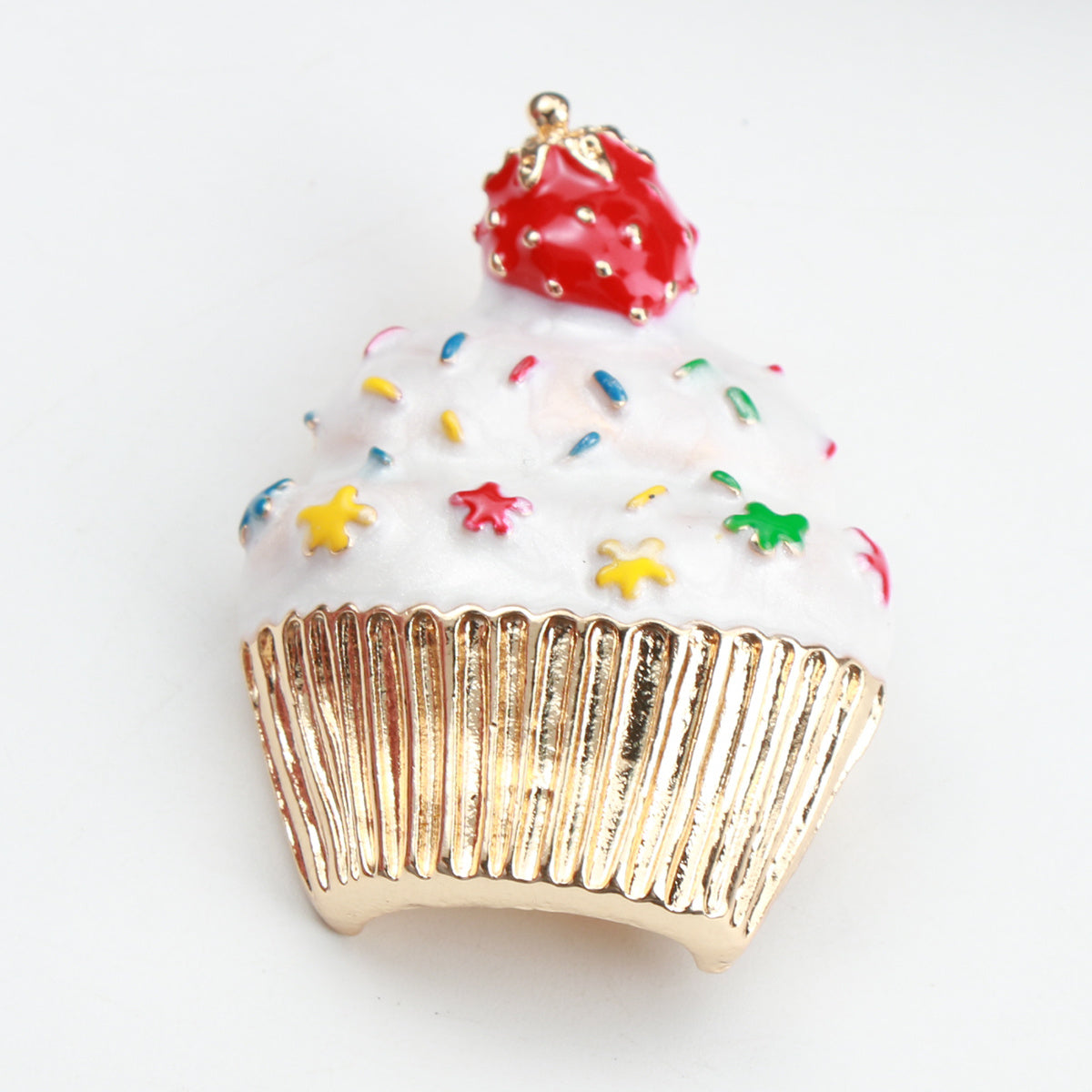 Luxurious Alloy Enamel Cartoon Cupcake Brooch Pin with Irregular Shape for Women - A Novelty Fashion Accessory Perfect for Parties and Everyday Wear