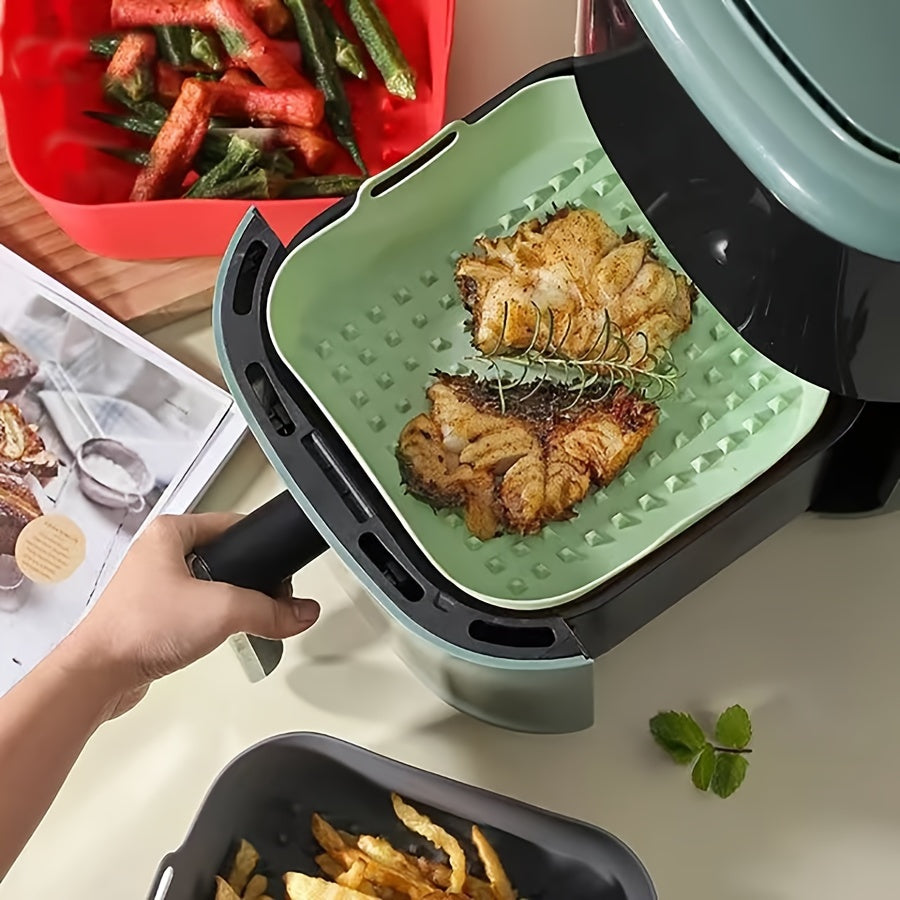 Get 1 piece or a set of 3 pieces of WIEZ Silicone Air Fryer Liners, measuring 19.56cm square. These reusable baking trays are food-safe oven accessories and essential kitchen gadgets for healthy cooking.