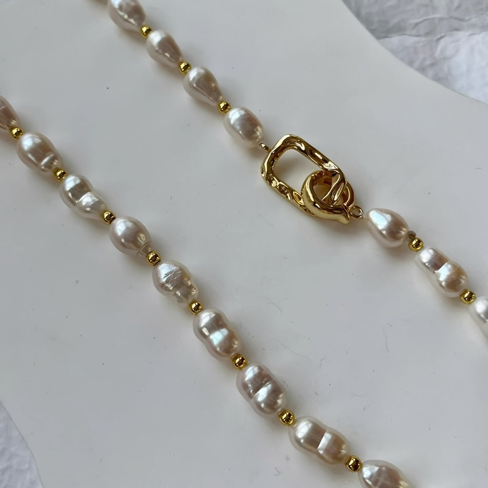 Exquisite Freshwater Pearl Necklace - Opulent Beaded Choker, Versatile for Daily & Travel Use, Perfect Present