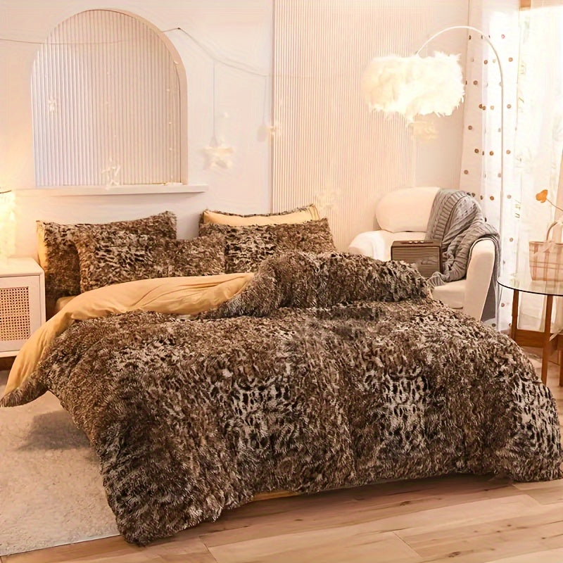 Leopard Print Plush Duvet Cover Set - 3 Pieces, Includes 1 Faux Fur Duvet Cover and 2 Pillowcases (No Filler), Soft and Cozy Bedding for Animal Pattern Bedroom Decor.