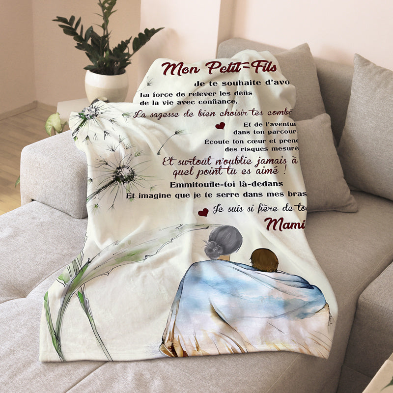 Soft throw blanket "Mon Petit Fils" from Grandma - Cozy flannel, perfect for all seasons on bed & sofa. Makes an ideal gift for birthdays, Christmas, weddings. Features contemporary style with heartfelt message.