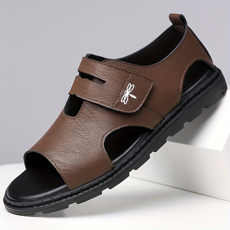 Men's casual sandals with anti-slip sole, breathable lightweight design, suitable for all seasons and casual activities.