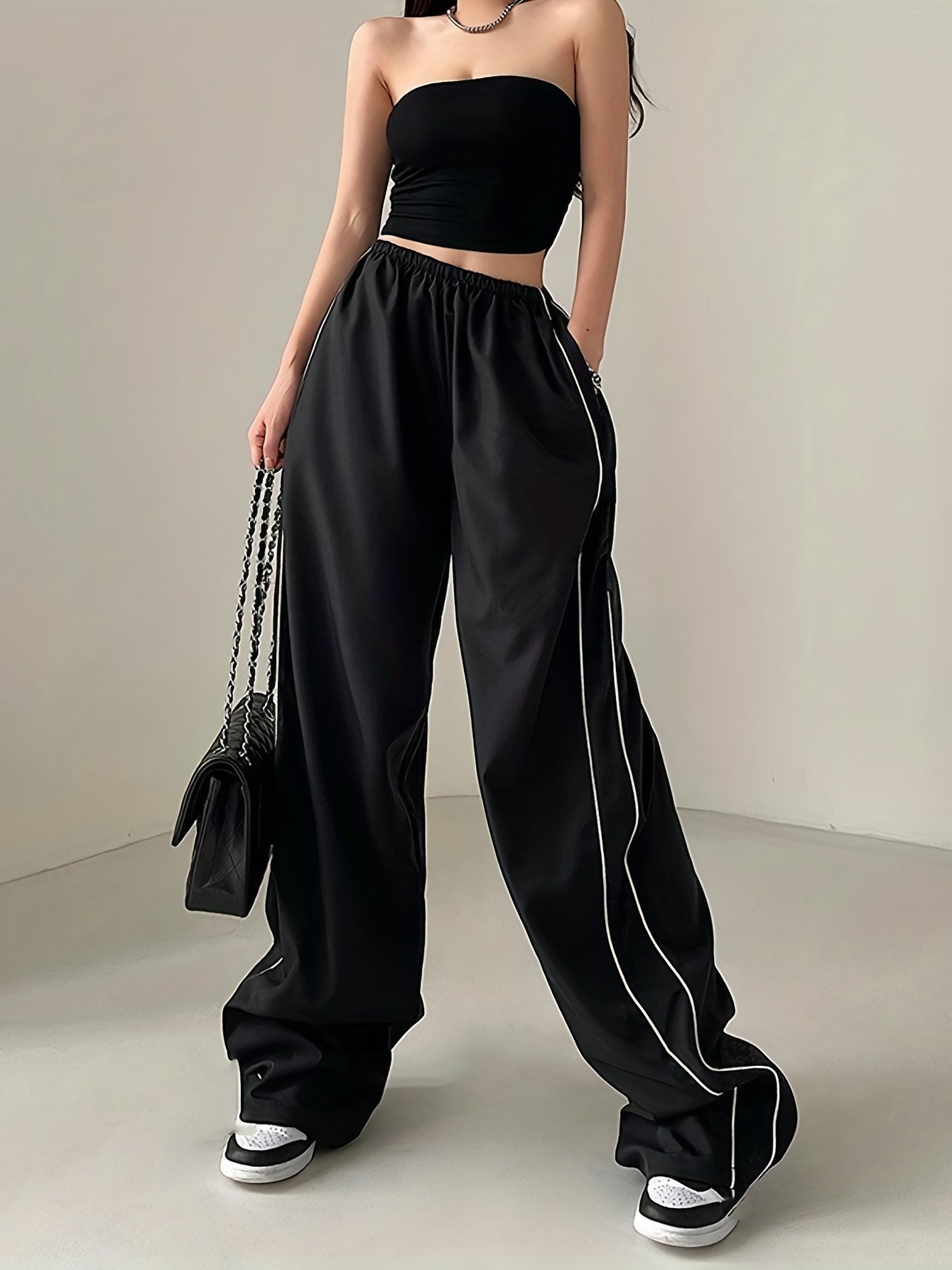 Drawstring pants with contrast trim, loose fit for spring and fall, women's casual wear