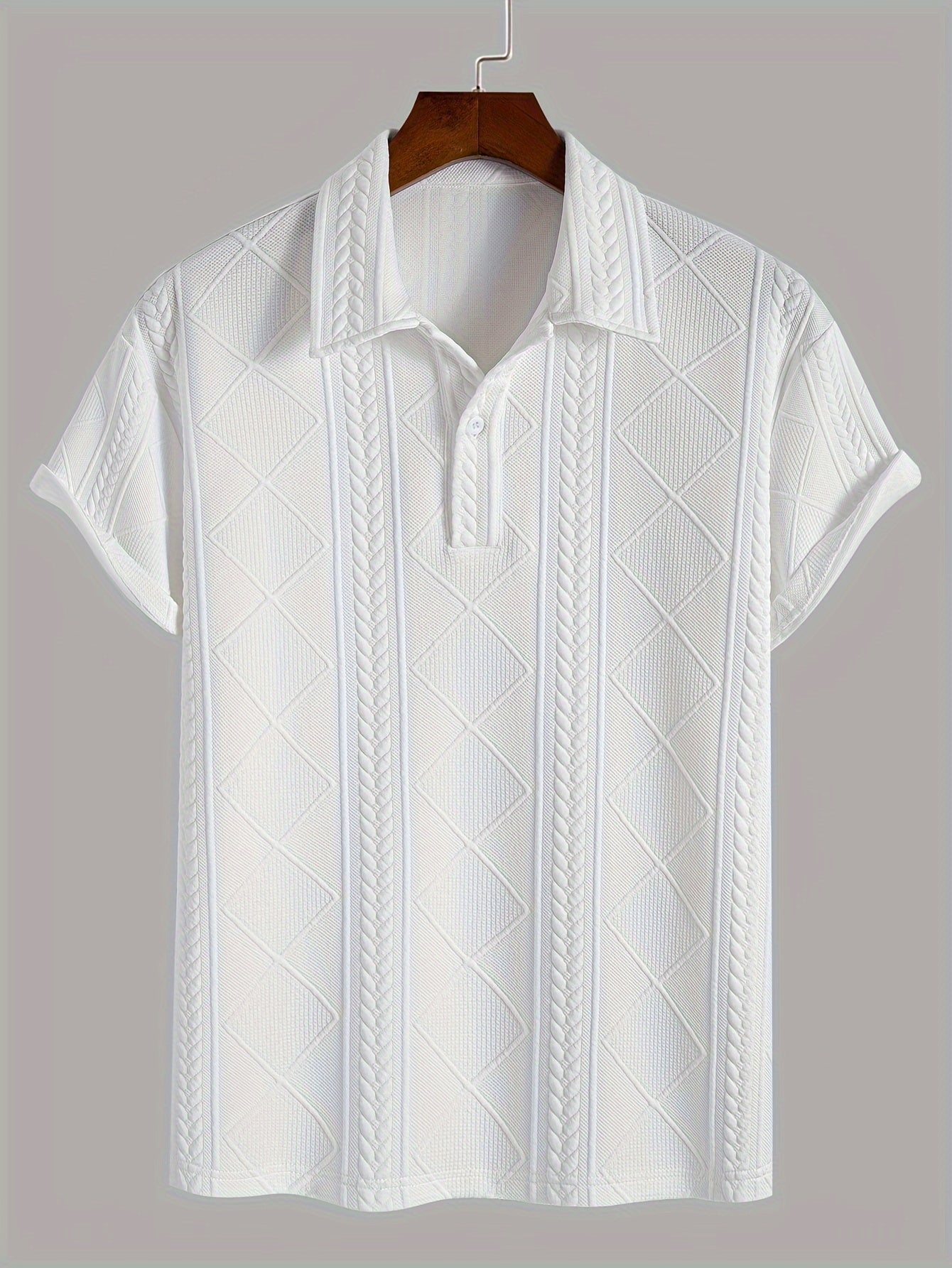 Casual and chic men's shirt with geometric pattern, lapel collar, and short sleeves, made of pure cotton knit fabric for summer wear.