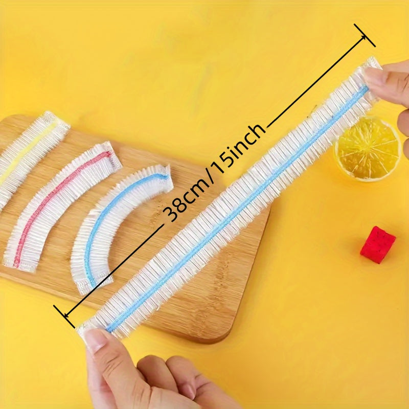 300 pieces of stretchable food wrap made of elastic disposable cling film, perfect for use in kitchens and restaurants. This transparent wrap is both anti-odor and safe for food contact. It is ideal for protecting leftovers and preventing dust