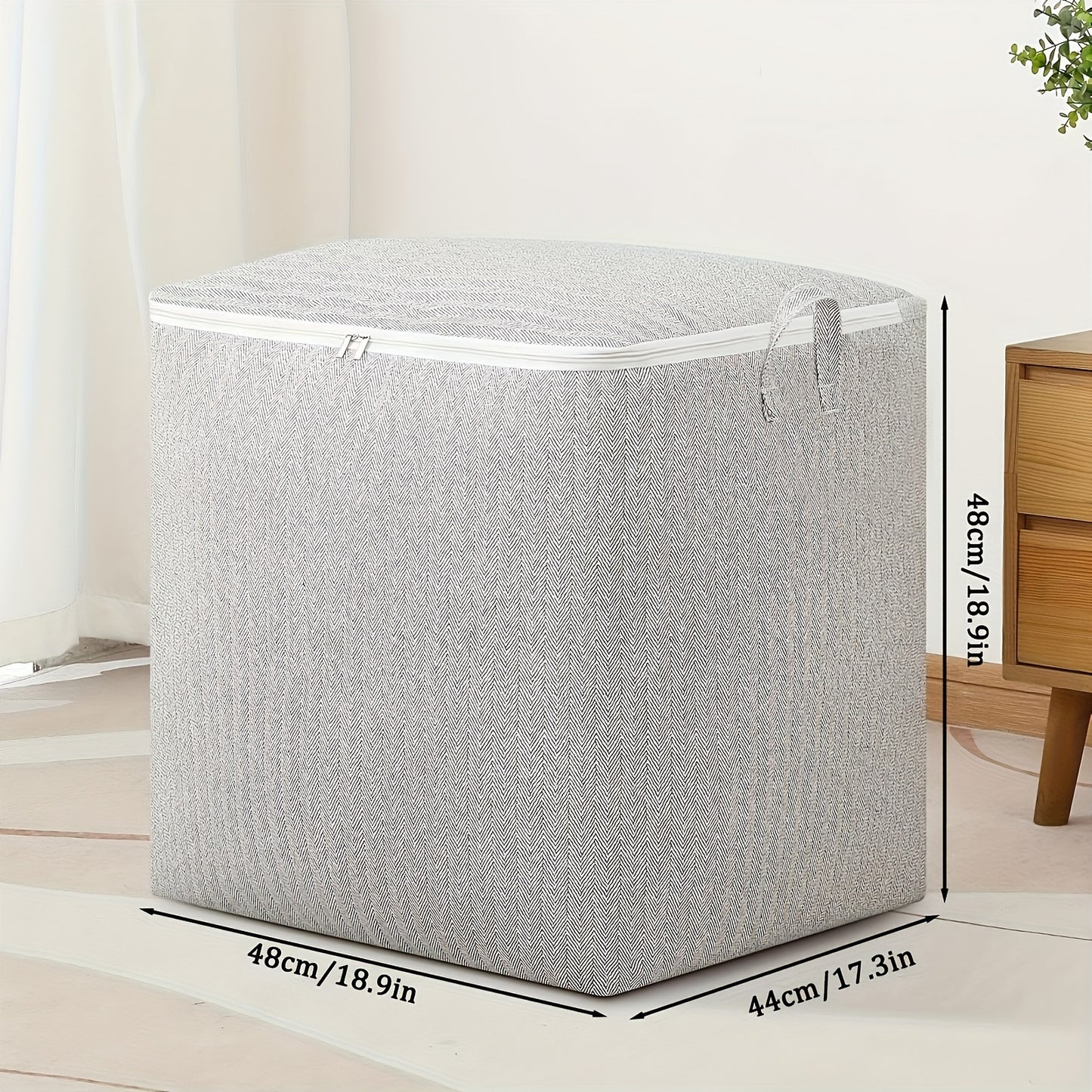 Effortlessly declutter and organize with our 1pc Large Capacity Storage Bins made of Non-Woven Fabric. Ideal for clothes, toys, and more, they simplify home organization for tidier living