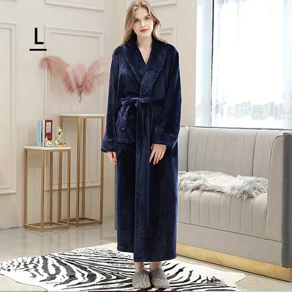 Thickened flannel bathrobe for autumn/winter, cozy unisex nightwear for home.