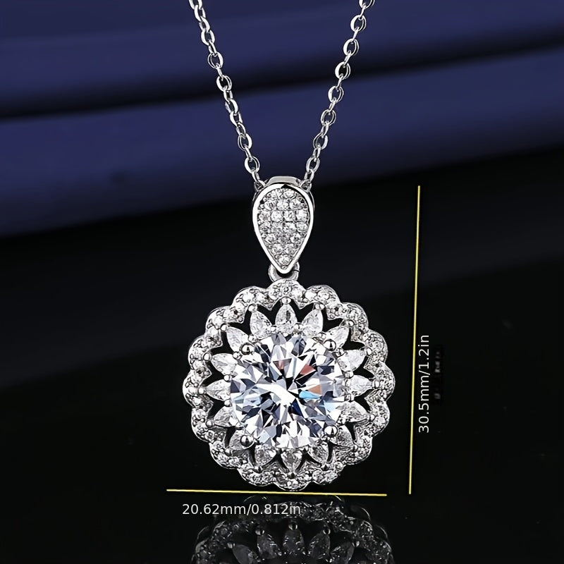 Sophisticated 5ct Moissanite Sunflower Pendant Necklace - Chic and Minimalist Style, Ideal for Everyday Wear or Gifting