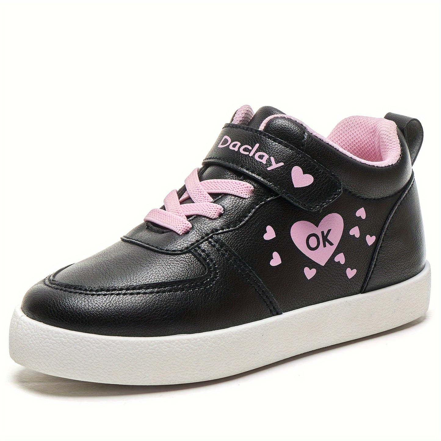 Girls' heart pattern sneakers, comfy non-slip skateboard shoes for all seasons.