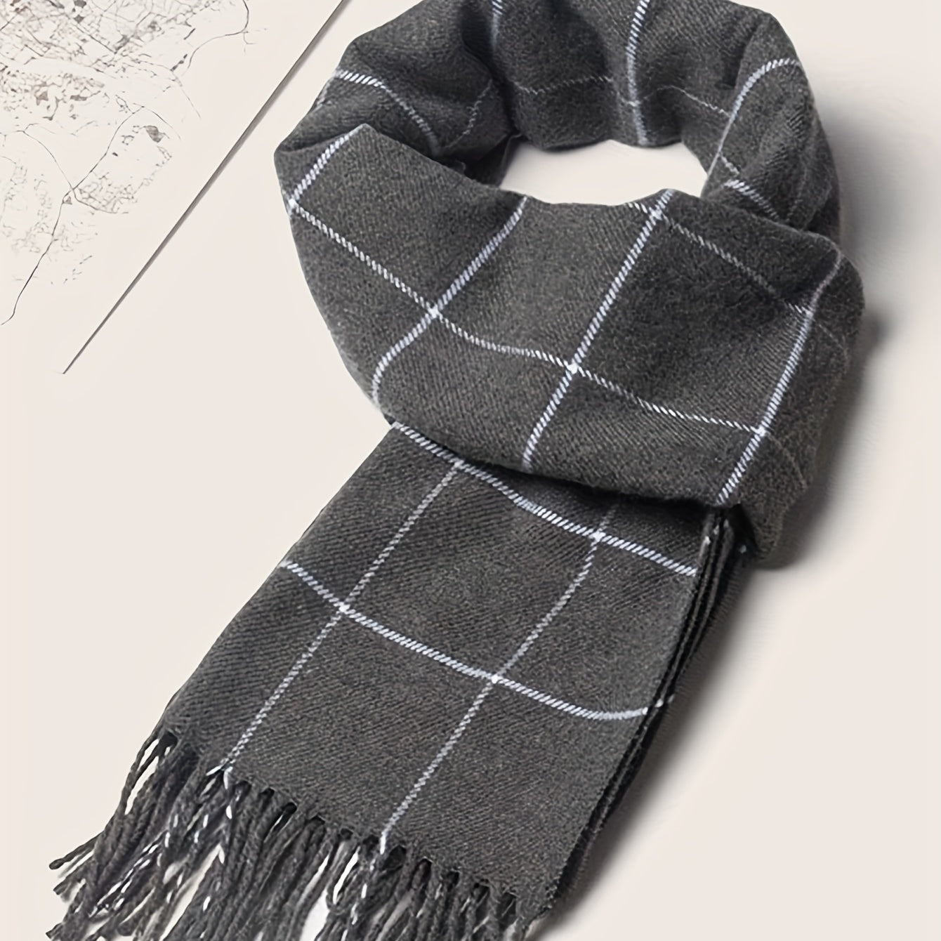 Stay stylish and warm with this elegant braided fashion scarf for men. This large neckerchief is the perfect gift choice.