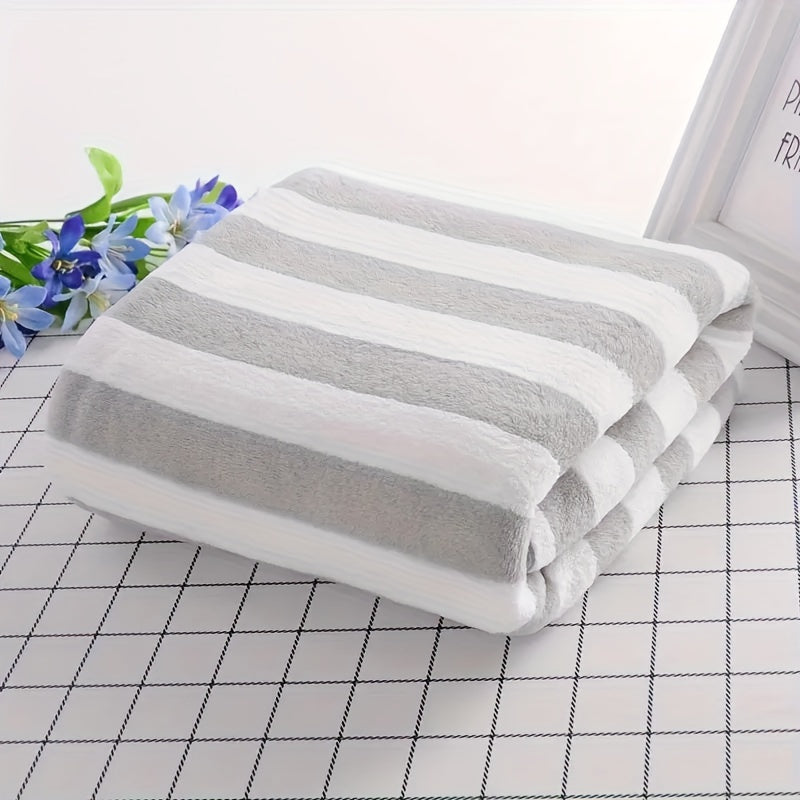 Daily essentials: Quick-drying coral fleece towel set with striped design and thick absorbent material, no hair loss.