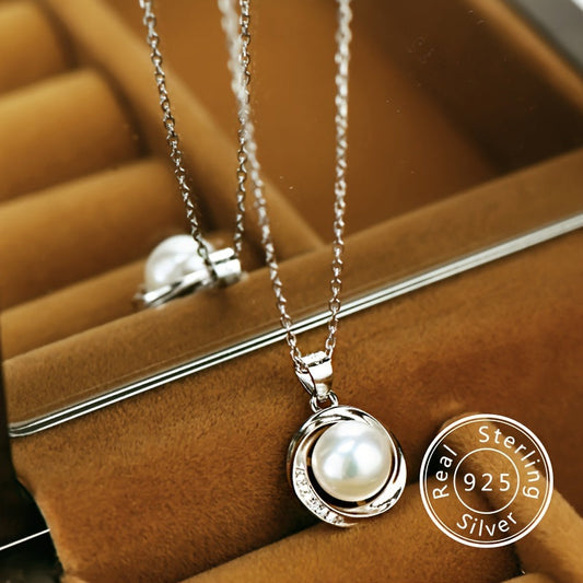 This elegant freshwater pearl pendant necklace is crafted from 2.7g of pure S925 silver, perfect for women to wear daily with style and ease.