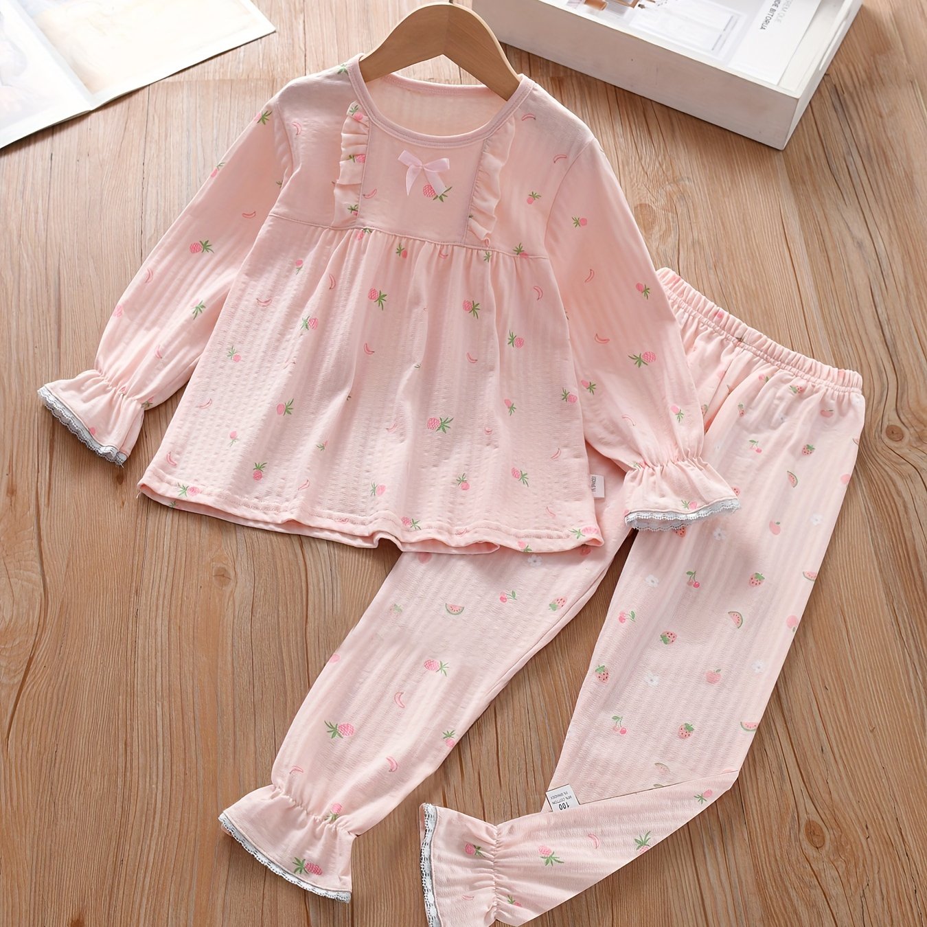 Breathable cotton outfit set for girls with bow detail, perfect for spring, summer, and fall activities.