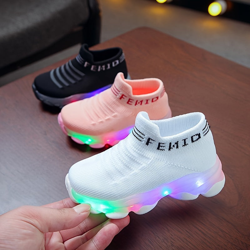 BananaDeer kids' slip-on sneakers with dual-tone gradient design, LED light effect, and durable rubber sole. Perfect for boys and girls during spring/fall and youth sports.