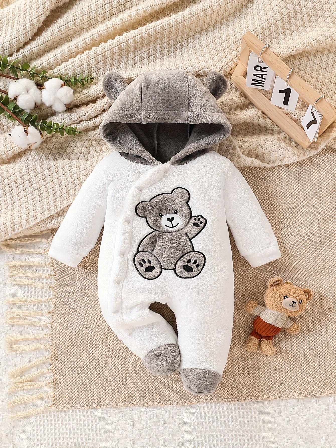 Baby body suit with foot bag, newborn children's winter thickened plush warm underwear.