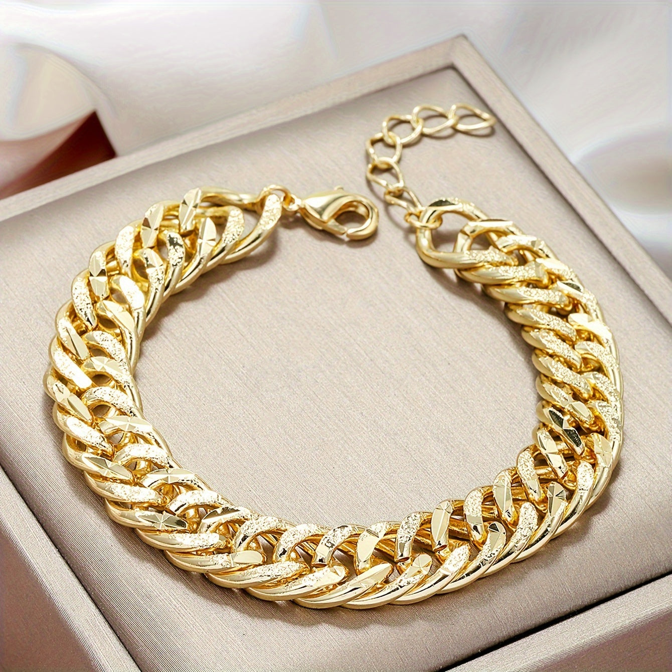 Old-School Cool Thick Chain Bracelet, Cuban Link Fashion Jewelry for Women, 18K Gold Plated