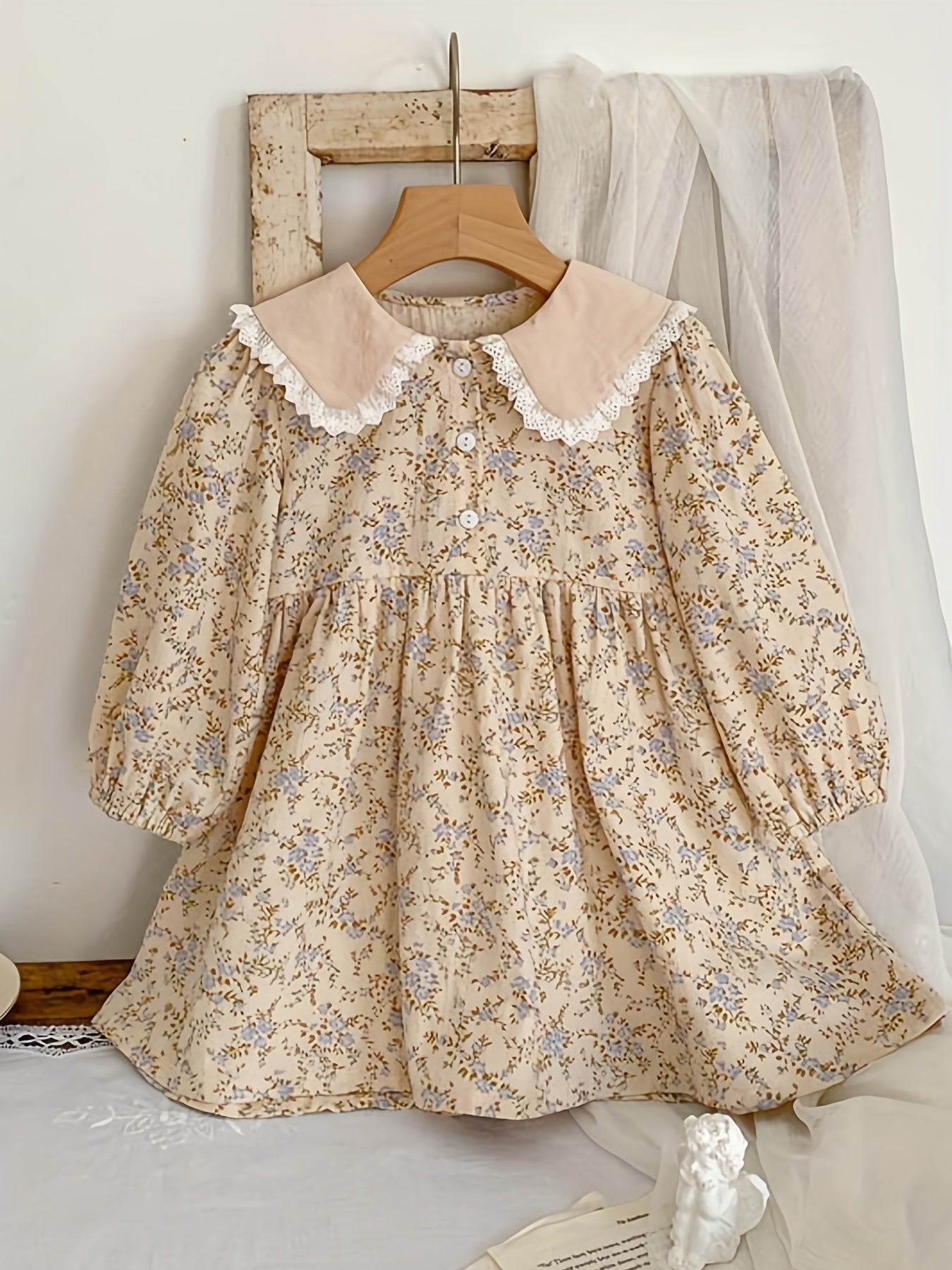 Girls' A6014 Spring and Autumn Korean style floral lace doll collar dress with lace details.