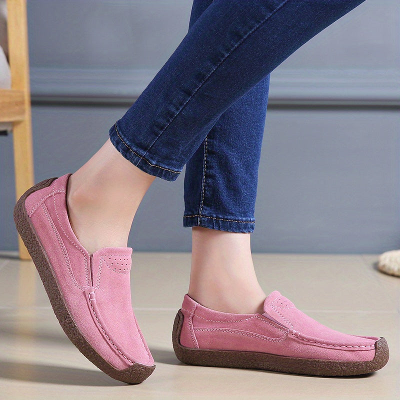 Women's lightweight closed-toe slip-on loafers