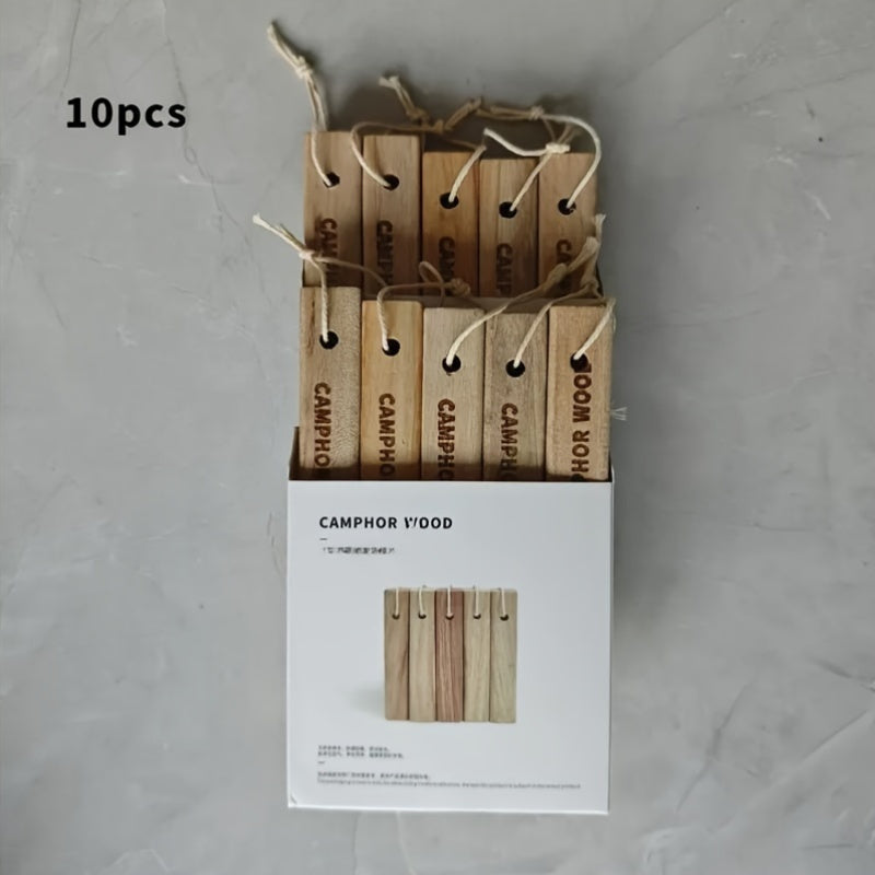 High-quality camphorwood strips, naturally sourced for use in wardrobes to prevent mildew, sterilize, remove odors, prevent moths, and enhance fragrance in the home.