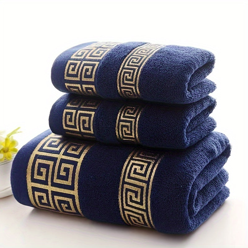 Offering 1/3 cotton towels in a set including 2 standard towels and 1 bath towel. These soft and comfortable towels are great for bathroom use and make a perfect gift for the autumn and winter seasons. Also available are Christmas decorations.