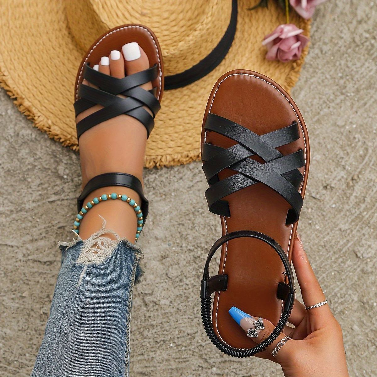 Women's Flat Sandals with Elegant Design and Non-Slip Sole, Perfect for All-Season Wear