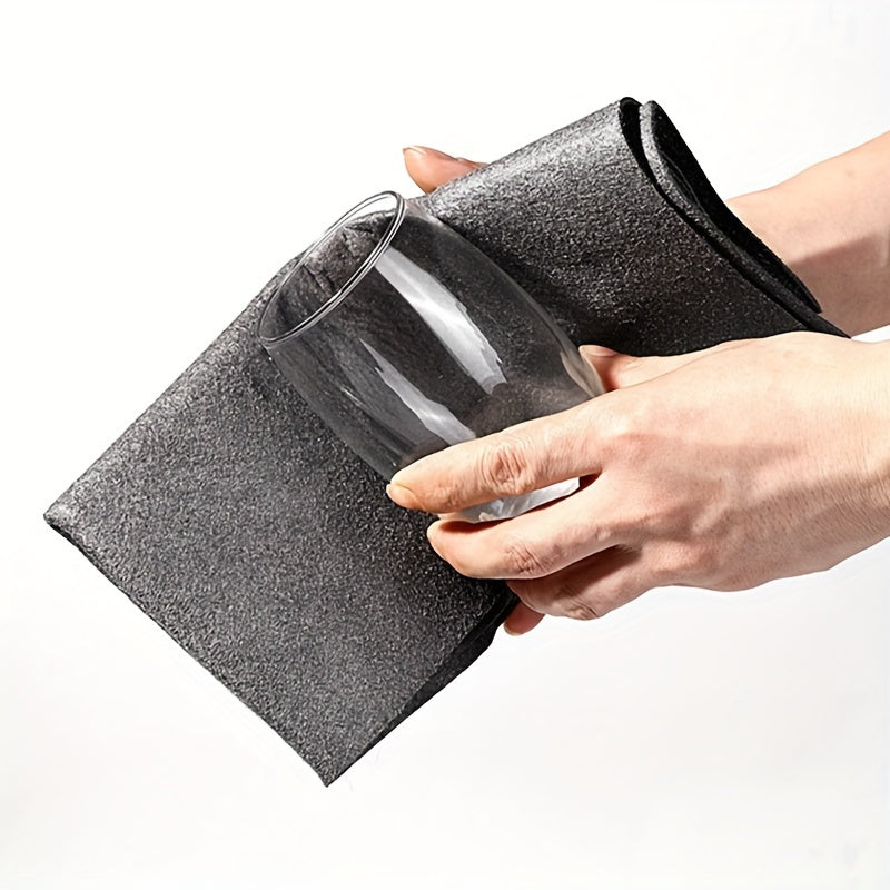 Magic Cloth: 4/6/8/10/15 Pieces, Thickened Cleaning Towel for Special Glass and Mirrors. Traceless, Waterless, No Hair Loss. Absorbent and Ideal for Kitchen and Home Use.